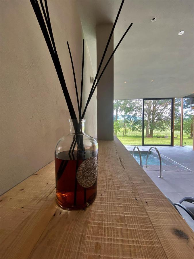 若兹尔酒店 阿西阿高 外观 照片